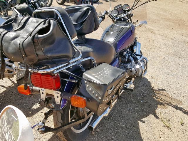 1HFSC0206BA123589 - 1981 HONDA GL1100 PURPLE photo 4