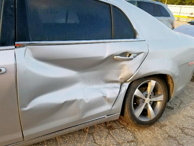 1G1ZC5E12BF263161 - 2011 CHEVROLET MALIBU 1LT SILVER photo 9