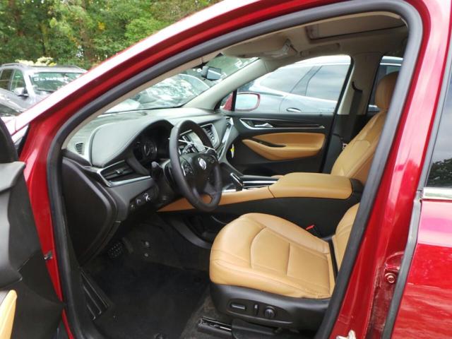 5GAEVBKW7JJ204635 - 2018 BUICK ENCLAVE PR RED photo 8