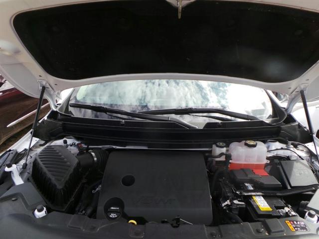 5GAEVBKW9JJ208668 - 2018 BUICK ENCLAVE PR WHITE photo 5