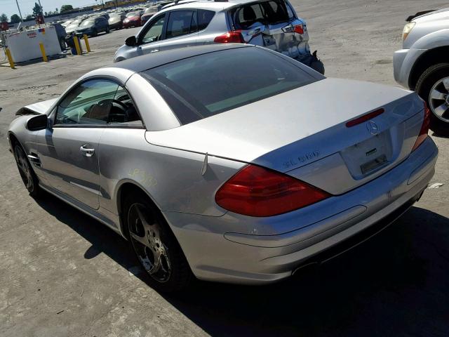 WDBSK75F14F067054 - 2004 MERCEDES-BENZ SL 500 SILVER photo 3