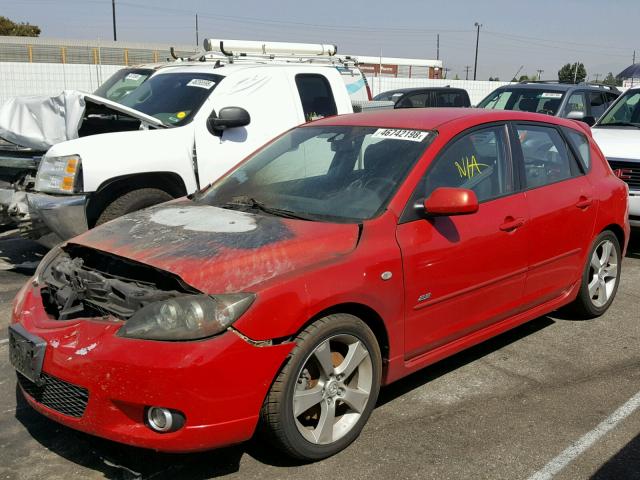 JM1BK344761448076 - 2006 MAZDA 3 HATCHBAC RED photo 2