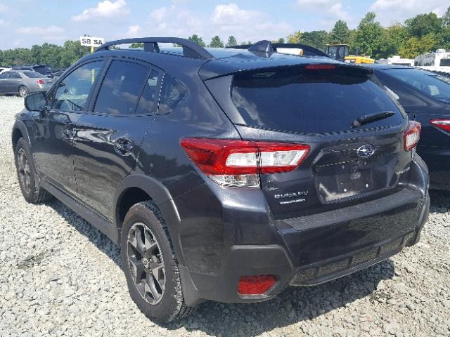 JF2GTABC9JH326080 - 2018 SUBARU CROSSTREK GRAY photo 3