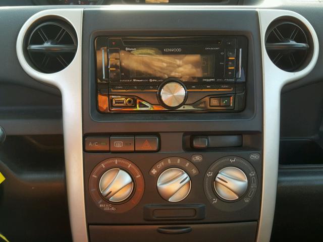 JTLKT324564101686 - 2006 TOYOTA SCION XB Ақ фото 9