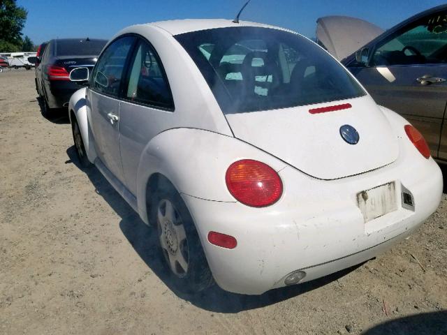 3VWCA21C7XM404111 - 1999 VOLKSWAGEN NEW BEETLE თეთრი ფოტო 3