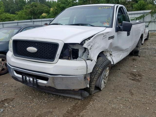 1FTRF12W76NB73975 - 2006 FORD F150 WHITE photo 2