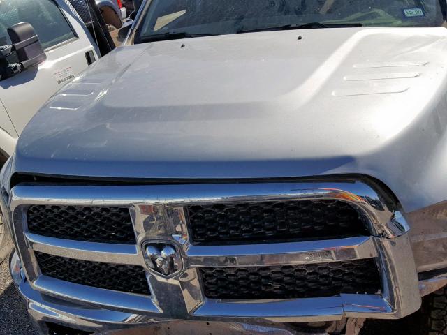 3C63RRGL6JG330687 - 2018 RAM 3500 ST SILVER photo 7