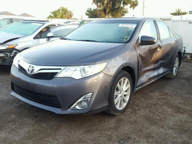 4T4BF1FK6CR216889 - 2012 TOYOTA CAMRY BASE GRAY photo 2