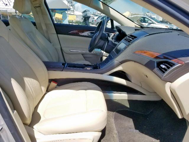 3LN6L2LU8DR824812 - 2013 LINCOLN MKZ HYBRID SILVER photo 5