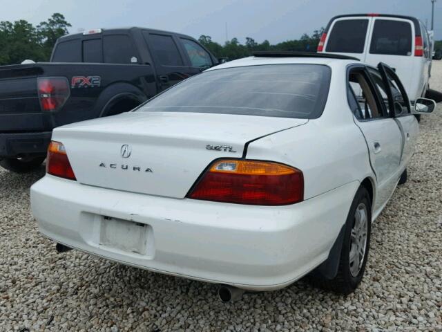 19UUA56701A023162 - 2001 ACURA 3.2TL WHITE photo 4