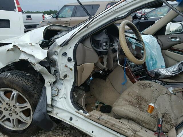 19UUA56701A023162 - 2001 ACURA 3.2TL WHITE photo 9