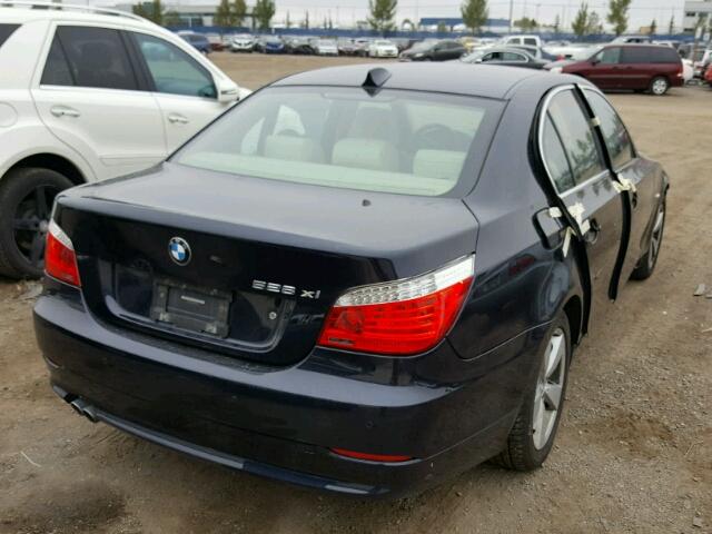 WBANV13558CZ57011 - 2008 BMW 528 XI BLUE photo 4