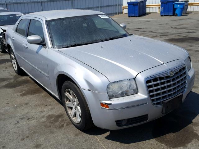 2C3KA53GX7H887919 - 2007 CHRYSLER 300 TOURIN SILVER photo 1