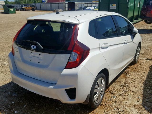 3HGGK5H50FM770826 - 2015 HONDA FIT LX WHITE photo 4