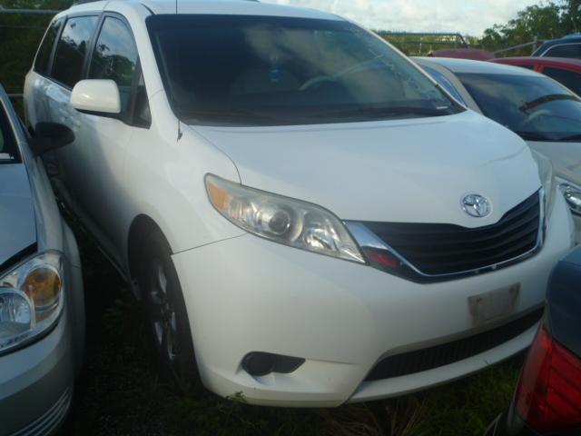 5TDKA3DC5CS016465 - 2012 TOYOTA SIENNA BAS WHITE photo 1