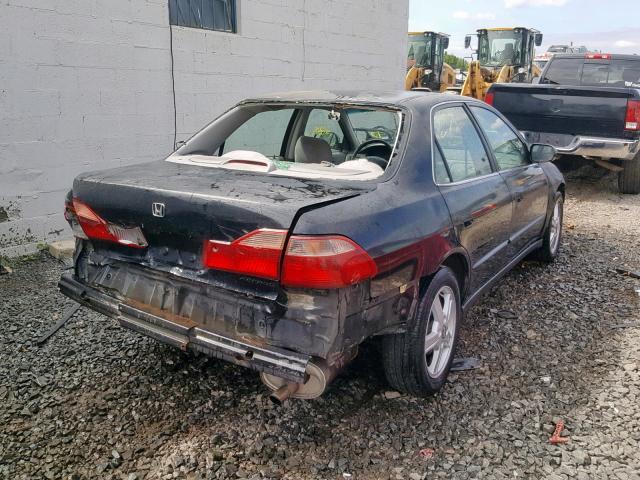 1HGCG5647WA241820 - 1998 HONDA ACCORD LX BLACK photo 4