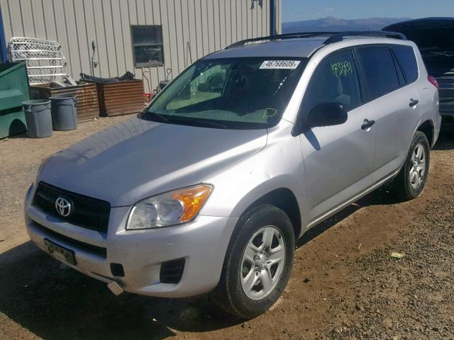 2T3BF4DV0CW197661 - 2012 TOYOTA RAV4 SILVER photo 2