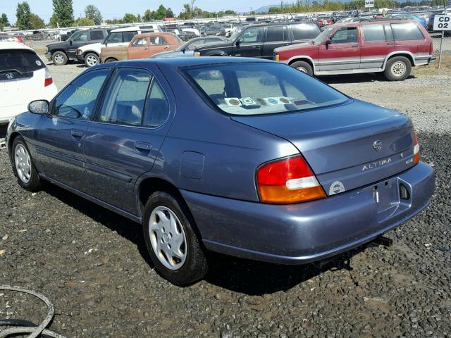 1N4DL01DXXC107288 - 1999 NISSAN ALTIMA XE BLUE photo 3