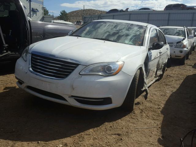 1C3CCBBB8DN734753 - 2013 CHRYSLER 200 TOURIN WHITE photo 2