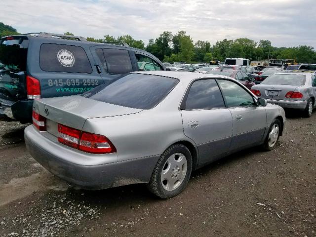 JT8BF28G7Y0279042 - 2000 LEXUS ES 300 SILVER photo 4