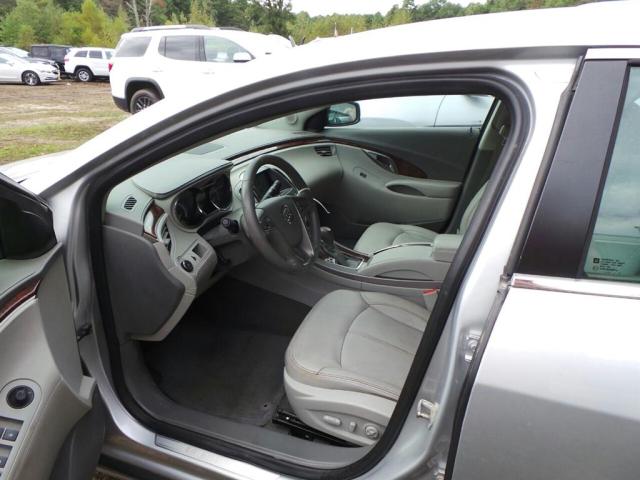 1G4GC5E31CF302027 - 2012 BUICK LACROSSE SILVER photo 8