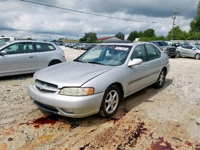 1N4DL01D3YC150811 - 2000 NISSAN ALTIMA XE SILVER photo 2