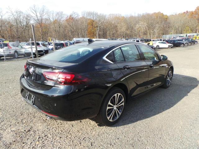 W04GP6SX2J1046118 - 2018 BUICK REGAL ESSE BLACK photo 3