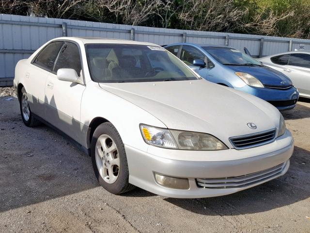 JT8BF28G610341665 - 2001 LEXUS ES 300 WHITE photo 1