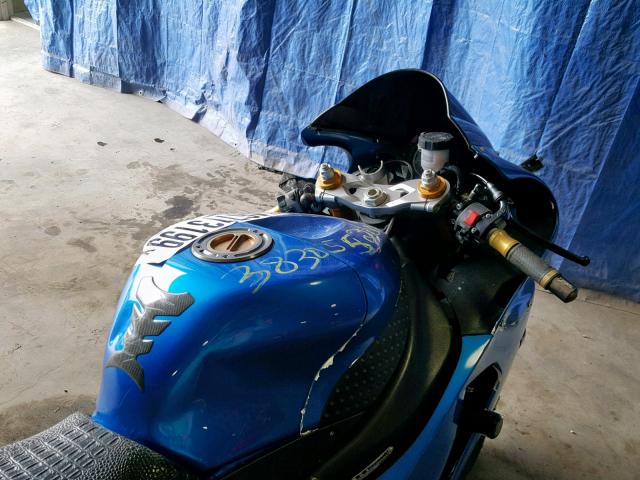 JKBZXJC125A018004 - 2005 KAWASAKI ZX636 C1 BLUE photo 5