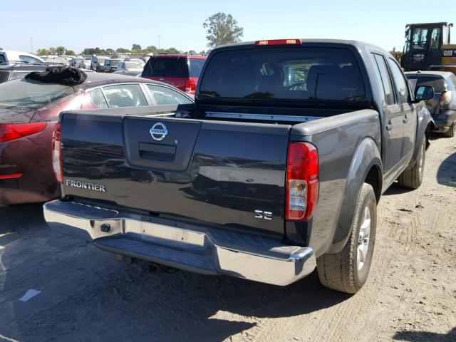 1N6AD0ER8AC426936 - 2010 NISSAN FRONTIER C GRAY photo 4