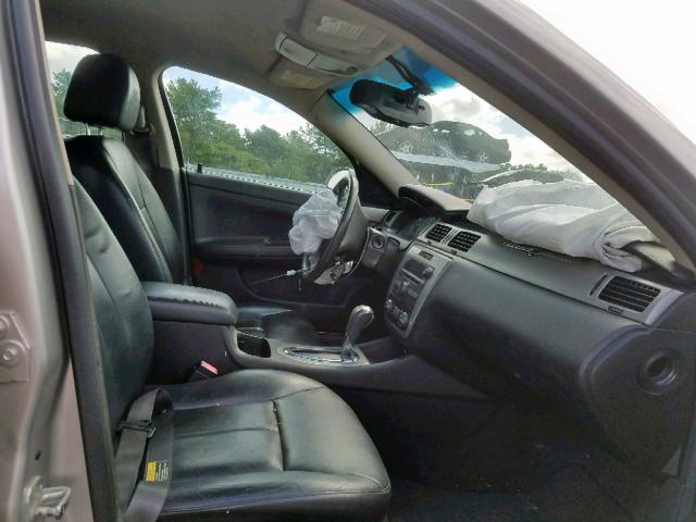 2G1WD58CX69104206 - 2006 CHEVROLET IMPALA SUP 银色 照片 5