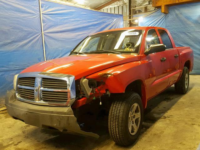 1D7HW28P37S259584 - 2007 DODGE DAKOTA QUA RED photo 2