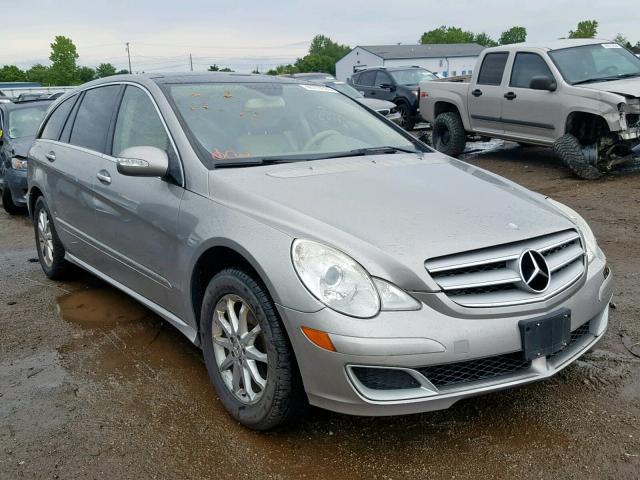 4JGCB65E67A038640 - 2007 MERCEDES-BENZ R 350 GRAY photo 1