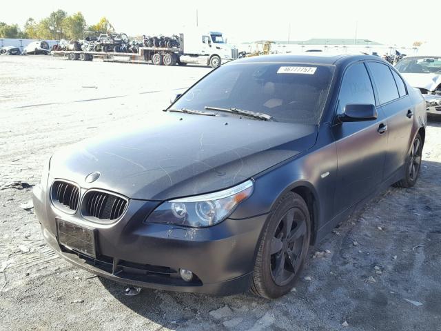 WBANF33546CB86260 - 2006 BMW 525 XI BLACK photo 2