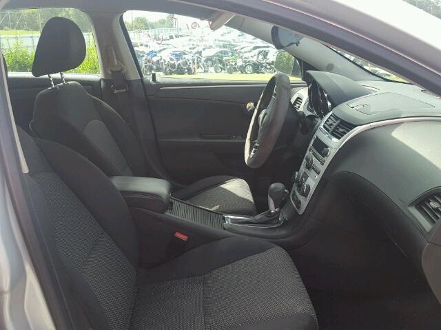 1G1ZC5E04CF251456 - 2012 CHEVROLET MALIBU 1LT SILVER photo 5