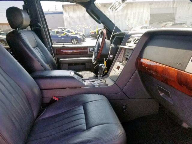 5LMFU27566LJ27296 - 2006 LINCOLN NAVIGATOR WHITE photo 5