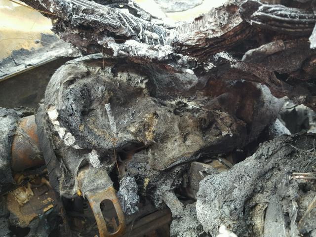 1C4PJMCB2GW100527 - 2016 JEEP CHEROKEE L BURN photo 8