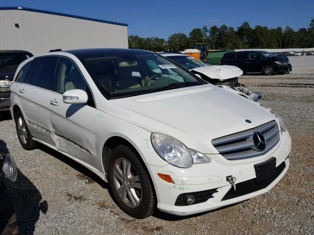 4JGCB65E68A081988 - 2008 MERCEDES-BENZ R 350 WHITE photo 1