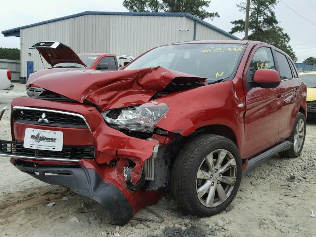 4A4AR4AU8DE002972 - 2013 MITSUBISHI OUTLANDER RED photo 2