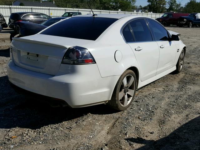 6G2EC57YX9L227902 - 2009 PONTIAC G8 GT WHITE photo 4