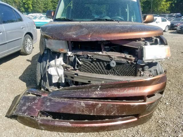 JTLKT324864118658 - 2006 TOYOTA SCION XB BROWN photo 9