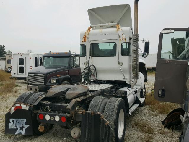 1XKBA57X6DJ346578 - 2013 KENWORTH CONSTRUCTI WHITE photo 4