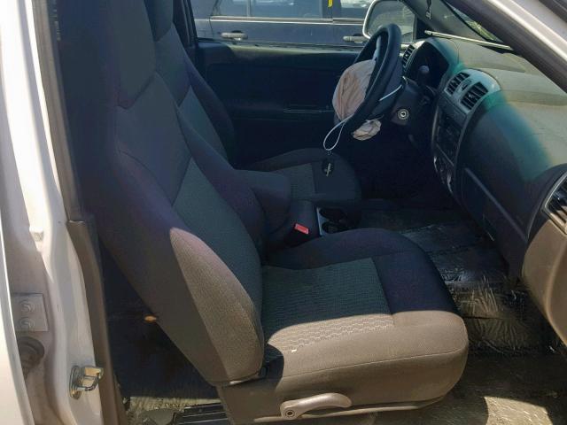 1GCDSCF93B8103047 - 2011 CHEVROLET COLORADO L WHITE photo 5