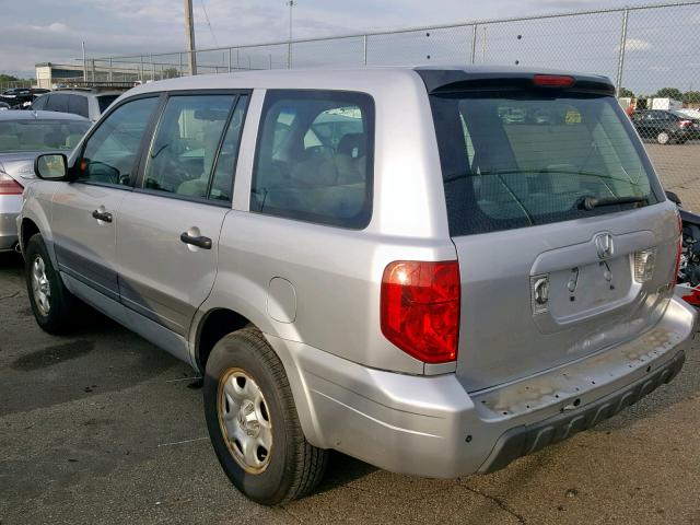 2HKYF18175H572987 - 2005 HONDA PILOT LX SILVER photo 3