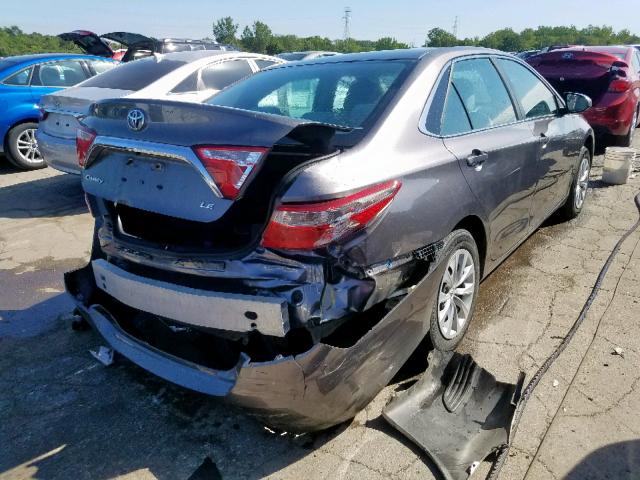 4T1BF1FK0HU297373 - 2017 TOYOTA CAMRY LE GRAY photo 4