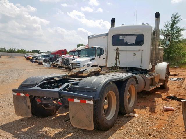 1XPXDP9X5FD262589 - 2015 PETERBILT 389 WHITE photo 4