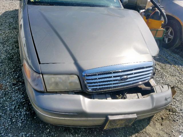 2FAFP71WXYX162433 - 2000 FORD CROWN VICT GRAY photo 7