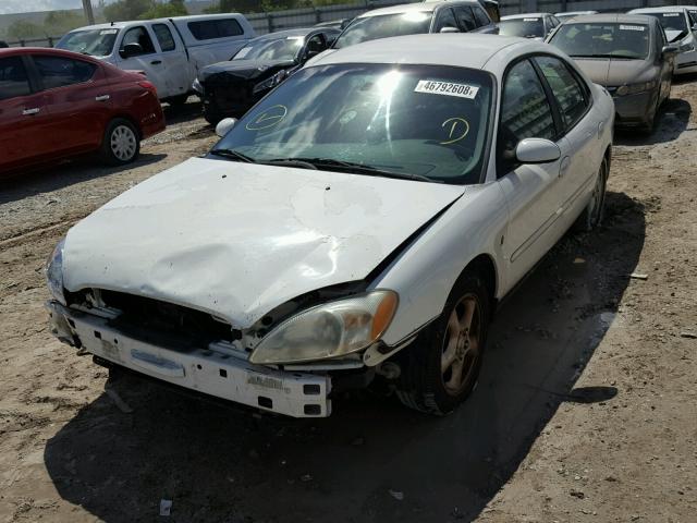 1FAFP55272A267992 - 2002 FORD TAURUS SES WHITE photo 2