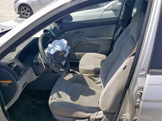 KNAFE221295619290 - 2009 KIA SPECTRA EX SILVER photo 5