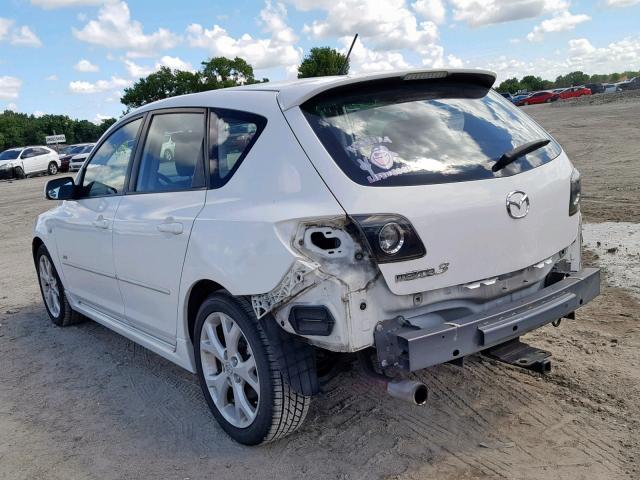 JM1BK343681869717 - 2008 MAZDA 3 HATCHBAC WHITE photo 3